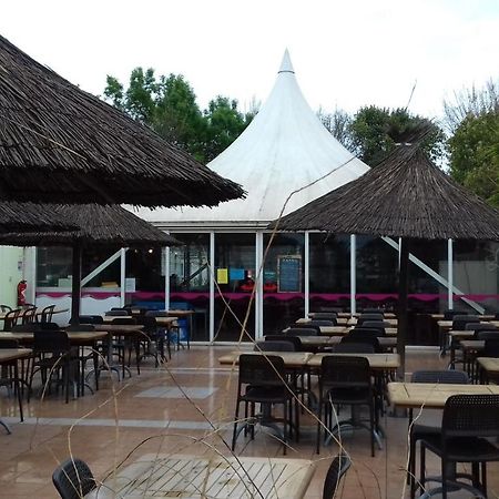 La Carabasse Hotel Vias Buitenkant foto